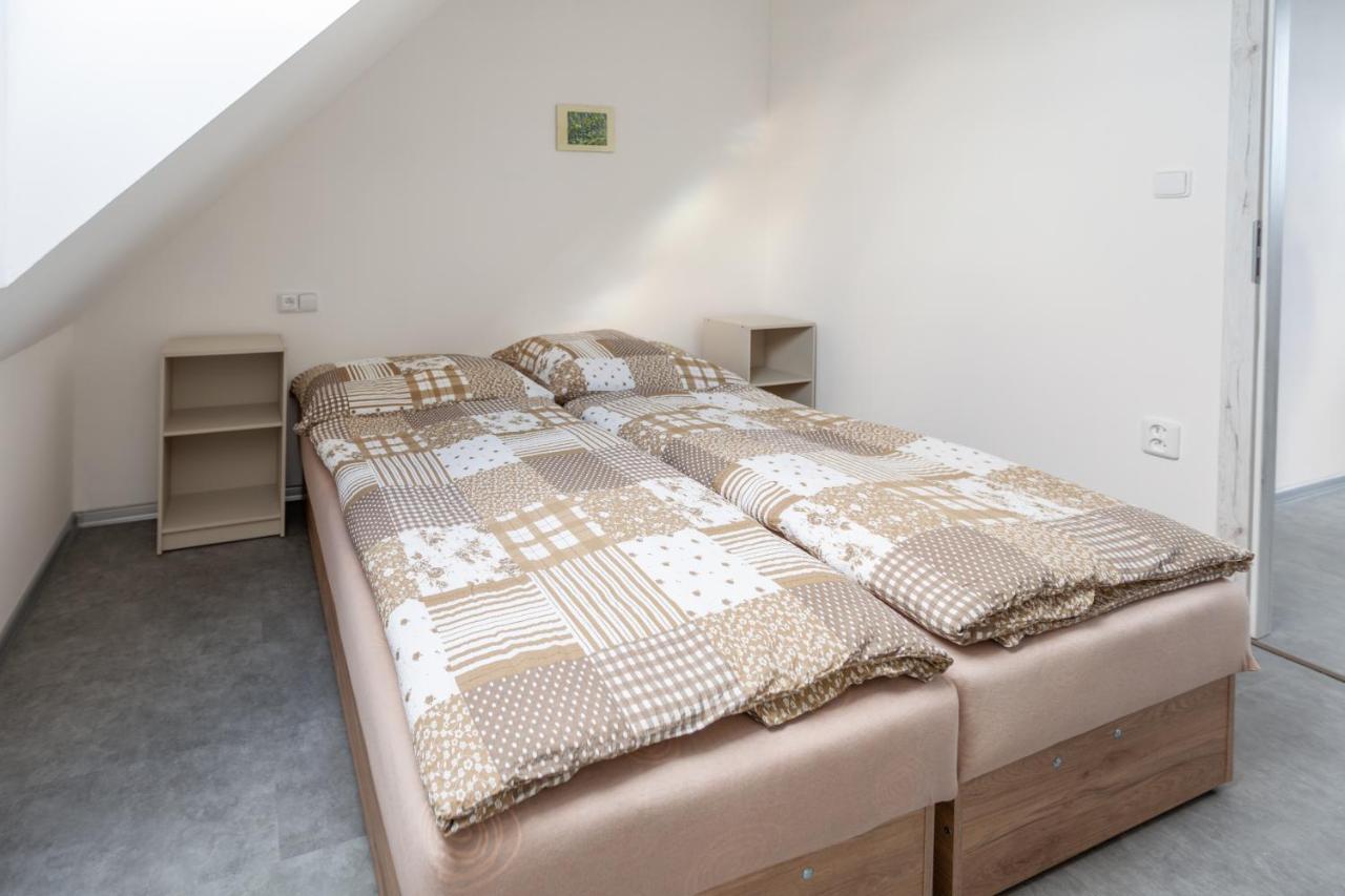 Apartmany Domek U Lesa Bitov Luaran gambar