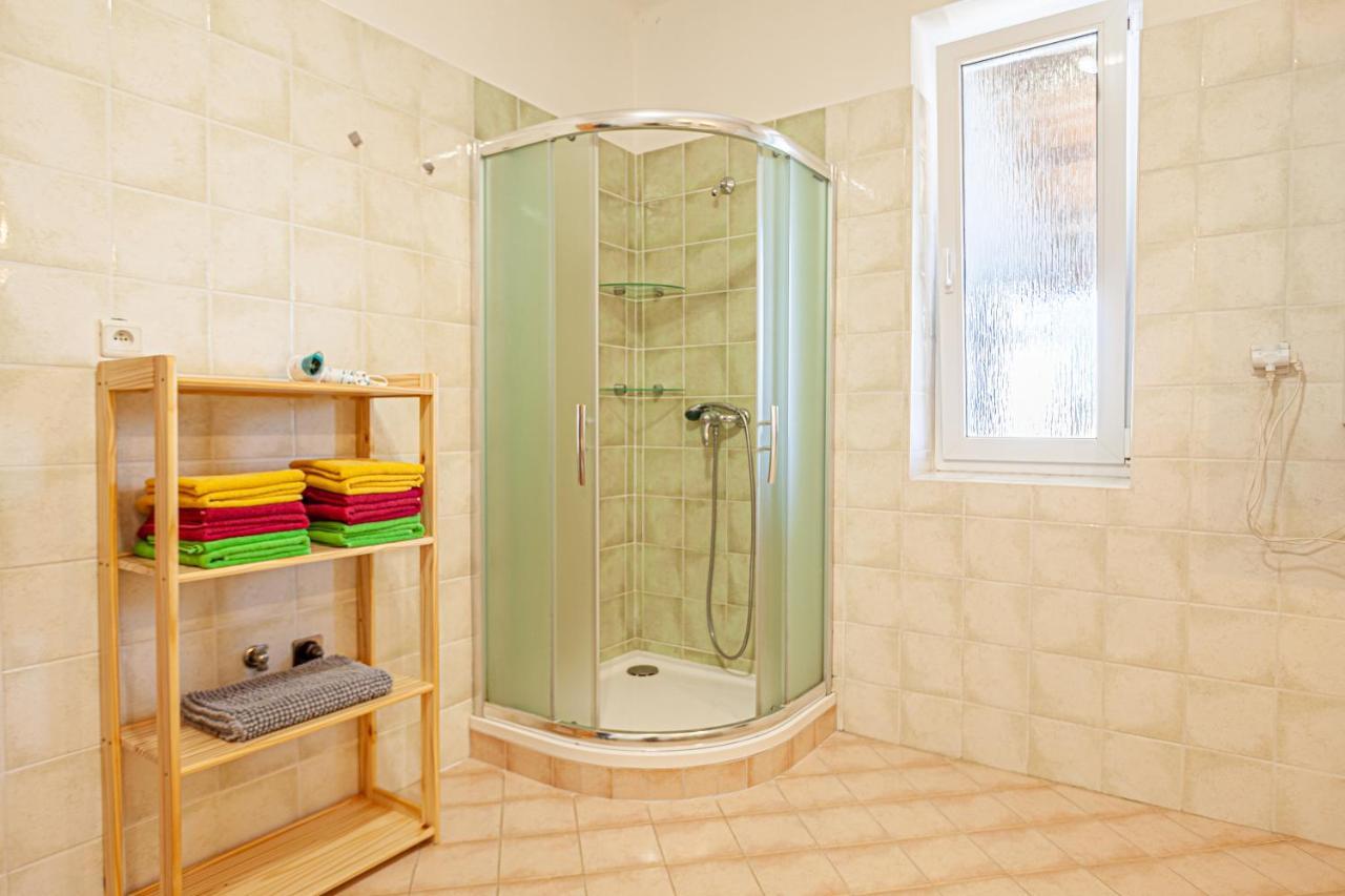 Apartmany Domek U Lesa Bitov Luaran gambar